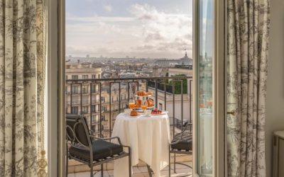 5-star Four Seasons Hotel George V Paris view