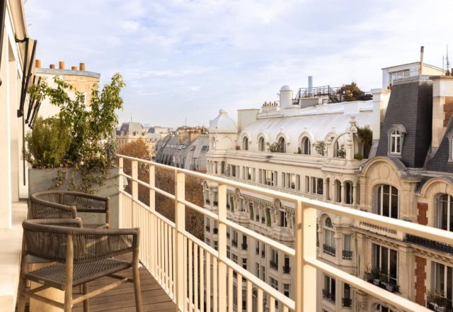 view from Hôtel Dame des Arts Paris